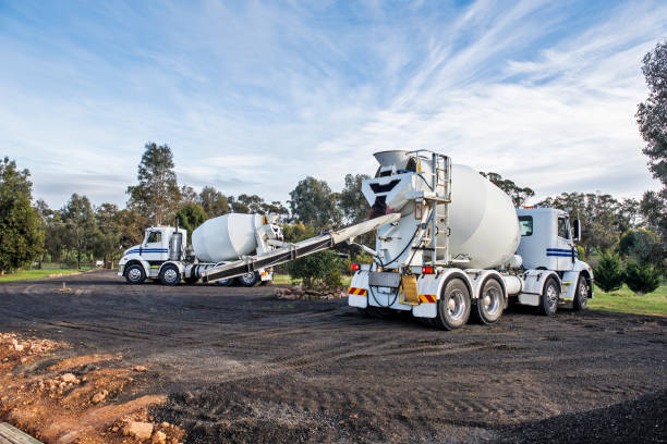 Best Concrete Sidewalk Installation  in Castle Point, MO